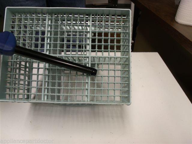 DISHWASHER R0910060 SILVERWARE BASKET **one small broken section. see photo** DISHWASHER R0910060 SILVERWARE BASKET **one small broken section. see photo**